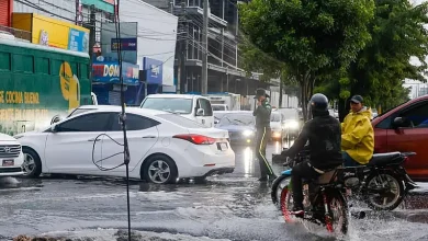 Lluvias inundan Santo Domingo Este y azotan varias provincias; Barahona y Pedernales entre las zonas bajo alerta
