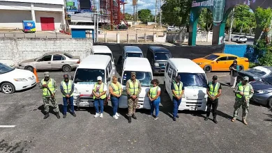 Intrant retiene seis vehículos en Ciudad Juan Bosch por irregularidades en licencias