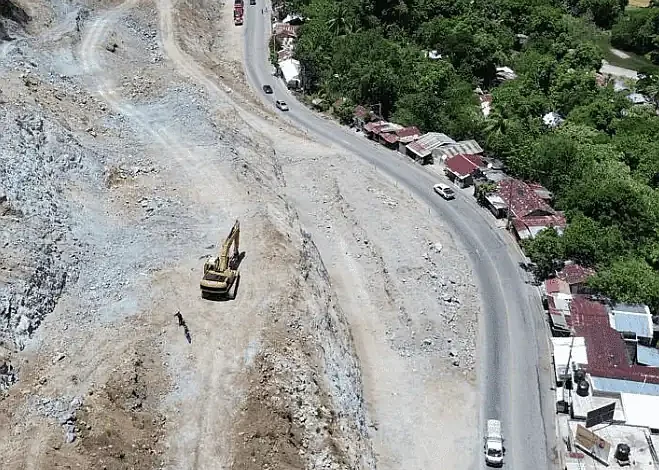 MOPC avanza en expropiaciones para ampliar carretera Jarabacoa-La Vega