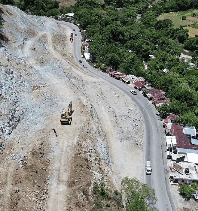 MOPC avanza en expropiaciones para ampliar carretera Jarabacoa-La Vega