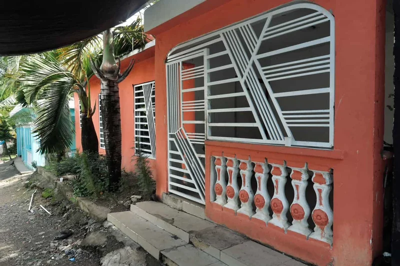 Comunitaria de Villa Mella narra cómo Mon fue decapitado por un joven que conocía desde niño
