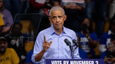 Obama arremete contra Trump por el costo de vida en mitin demócrata