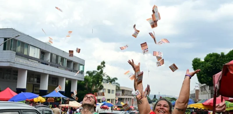 Lula pide a la justicia garantizar el voto ante fallas de transporte en Brasil
