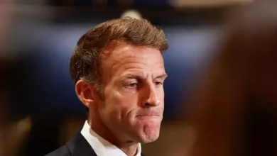 Macros promete respuestas "muy concretas" a estudiantes franceses: ¿qué implica para la educación global?