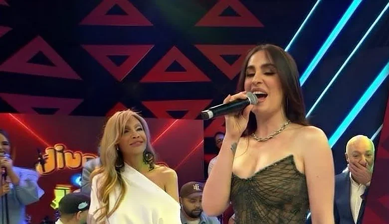 Karen Yapoort sorprende con tema cristiano en Divertido con Jochy