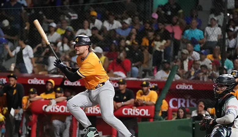Águilas remontan en el Quisqueya y suman su segundo triunfo