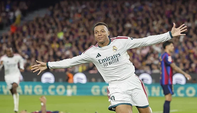 Real Madrid vence 2-1 al Barcelona con doblete de Mbappé en el Clásico