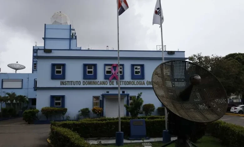 Indomet alerta sobre lluvias intensas este lunes en Barahona, Pedernales y Azua