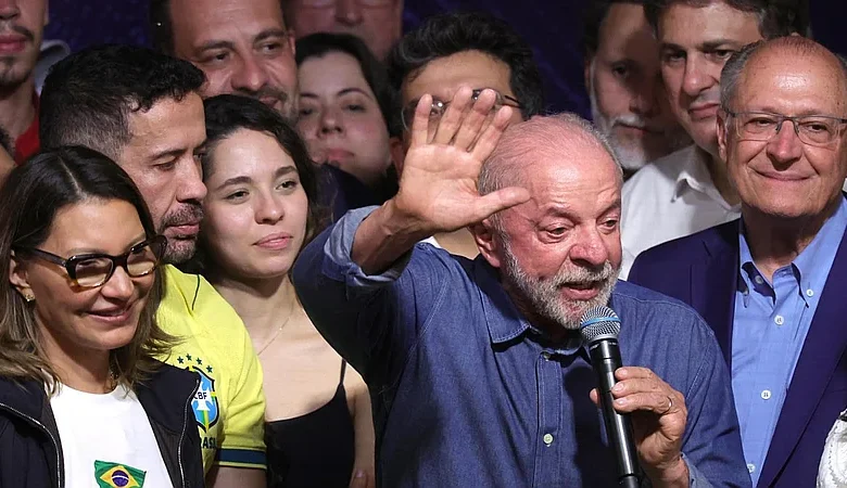 Partido Liberal de Brasil reconoce triunfo de Lula, pero pide aclarar cuestionamientos