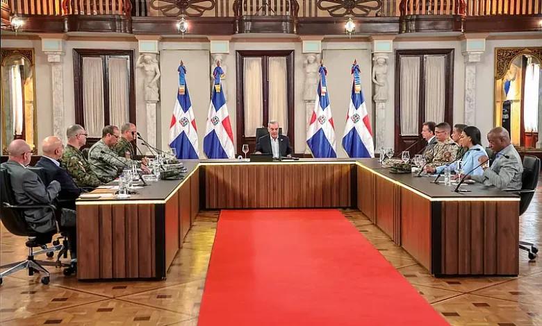 Abinader traza línea roja: bandas haitianas no podrán acercarse a 20 km de la frontera