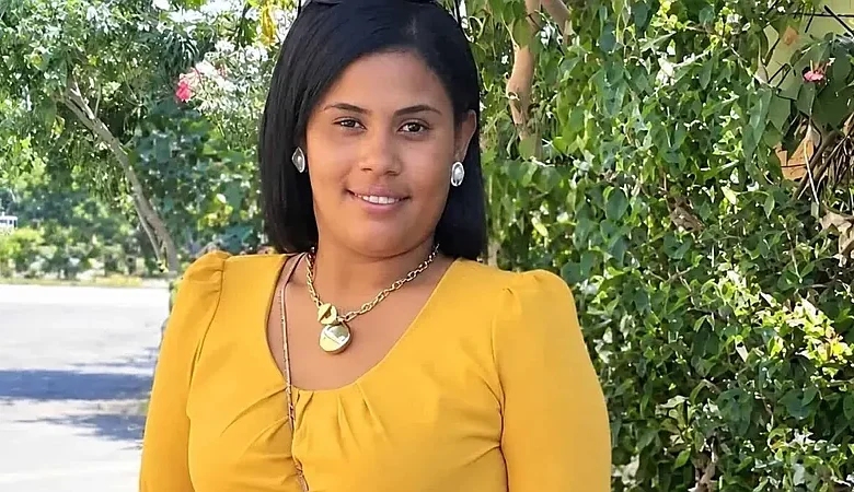 Mujer asesinada a tiros en Azua; expareja militar bajo arresto