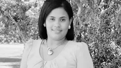 Justicia envía a prisión a teniente de la FARD por homicidio de su expareja en Azua