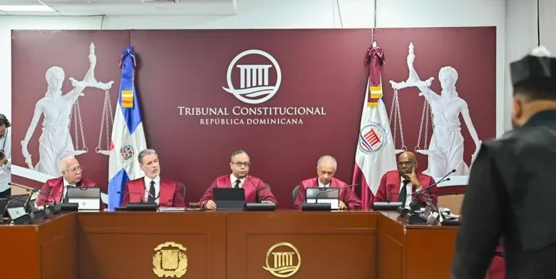 Tribunal Constitucional ordena conducir a fiscal de Duarte a audiencia