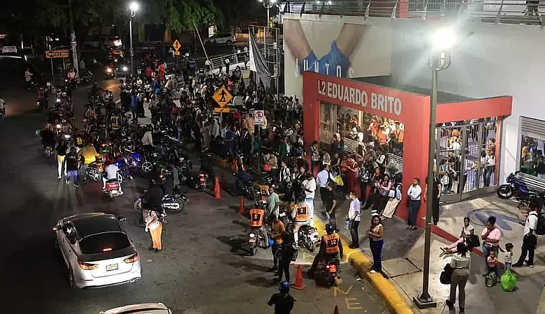 Apagón afecta el Metro: usuarios varados y servicio gratuito