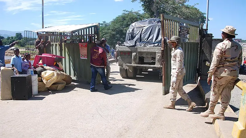 Aduanas y empresarios priorizan seguridad fronteriza; exportaciones a Haití siguen estables