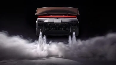 El Roadster 2 de Tesla: entre el espectáculo viral y la realidad de los autos voladores