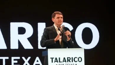 Cinco republicanos de Texas se suman a campaña demócrata y critican a Paxton