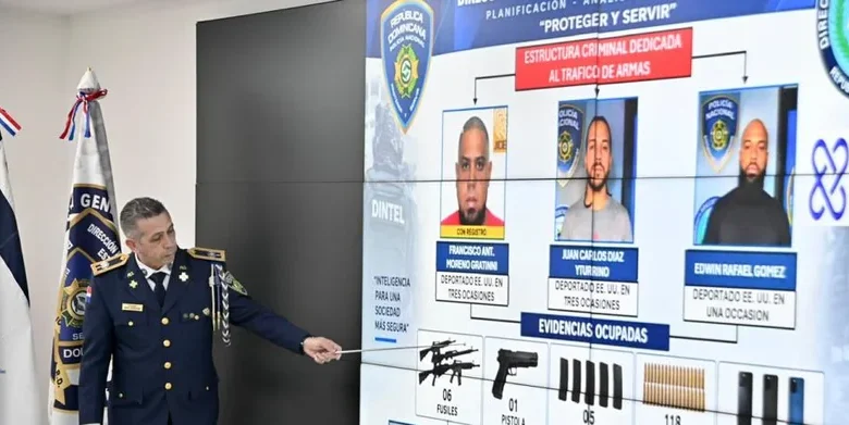 Policía ocupa 11 armas de fuego en operativos contra contrabando