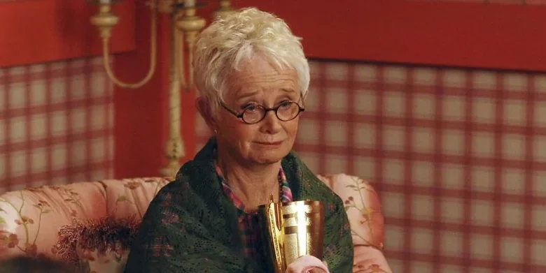 Fallece Barbara Barrie, actriz de 'La ley y el orden', a los 95 años