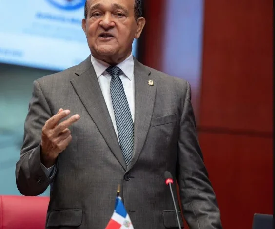 Antonio Marte respalda a Bukele en Haití: "Que les dé duro a las bandas"