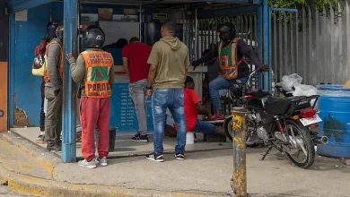 Ministerio de la Mujer respalda regularización de bancas de lotería y llama a mejorar condiciones laborales